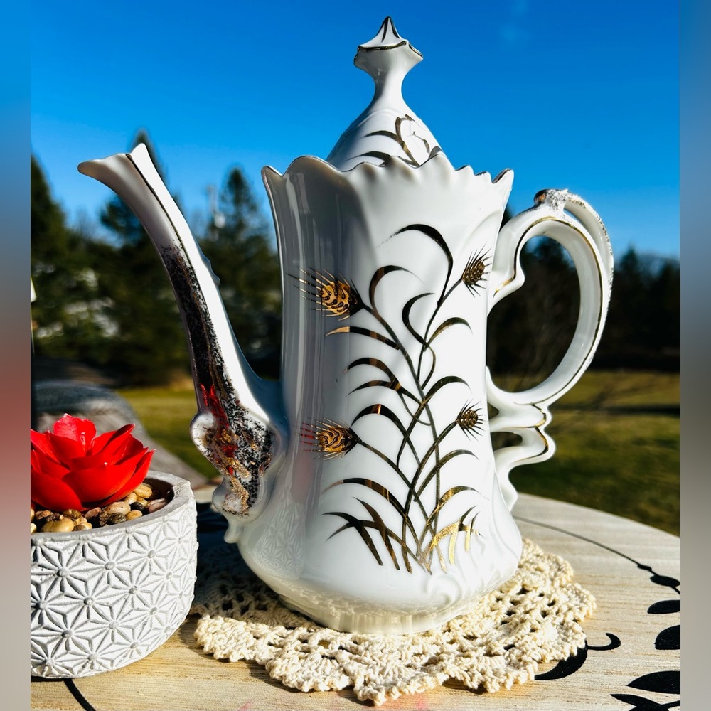Vintage Lefton China 'Wheat Pattern' Coffee Pot With Lid